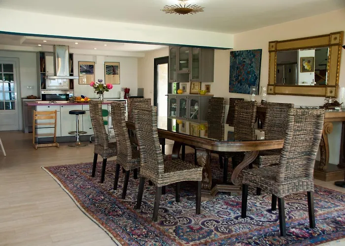 빌라 El Chiripero *